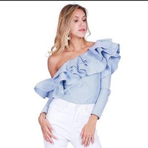Off the shoulder seer sucker top